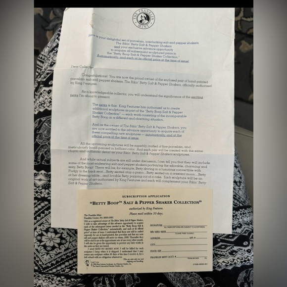 Franklin mint Betty Boop salt and pepper shaker - Picture 3 of 3